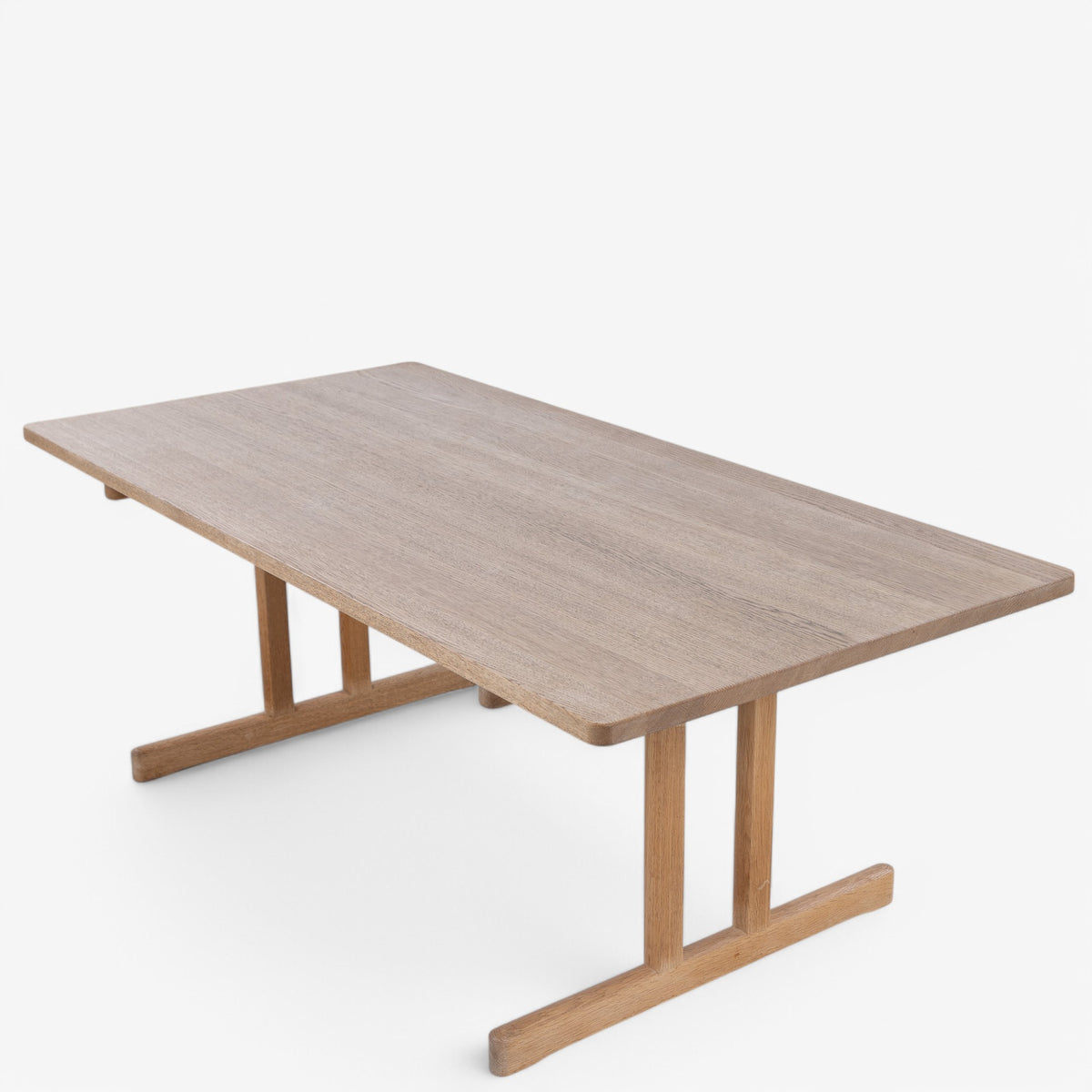 BM 5267 - Sofabord i eg