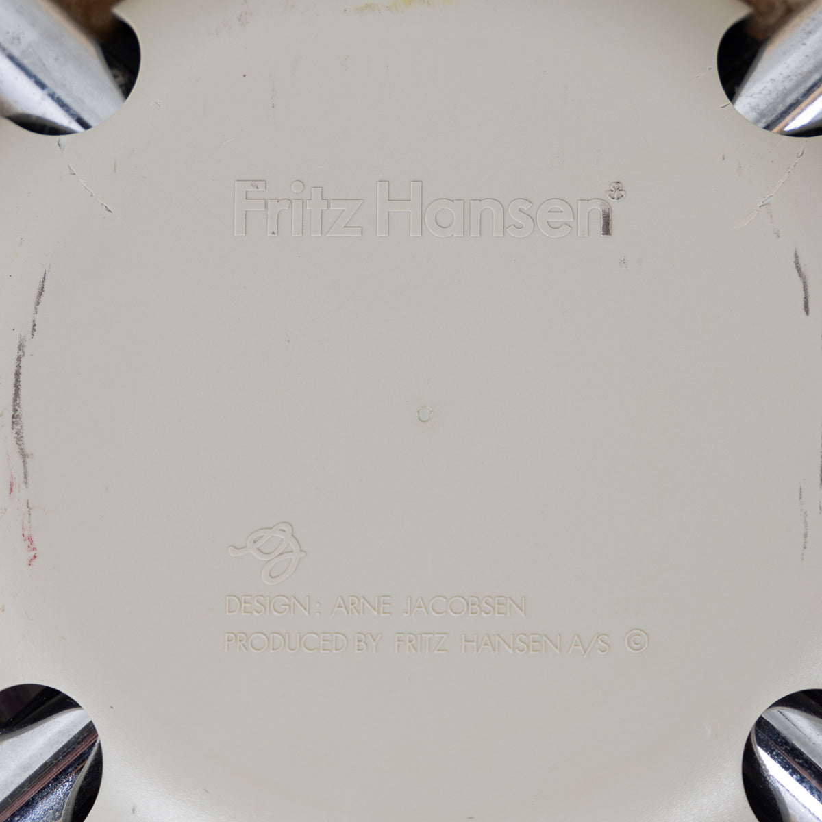 AJ 3100 - Myrestol i Honey-lammeskind