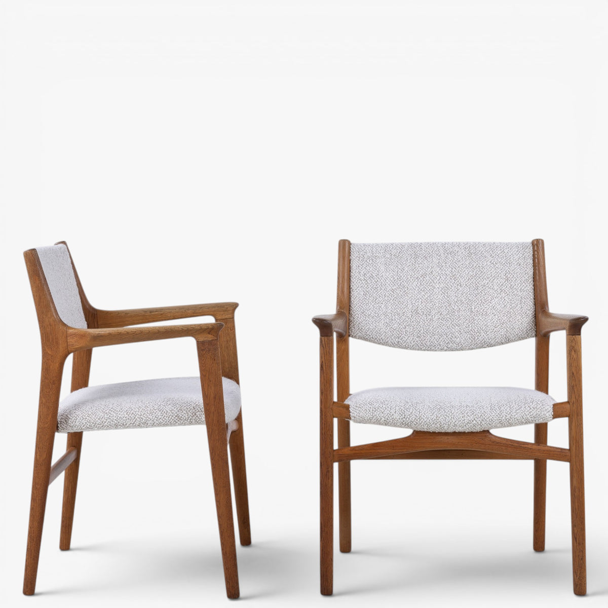 JH 515 - Armchair in oak