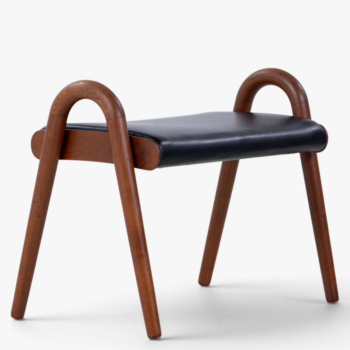 Taburet i teak
