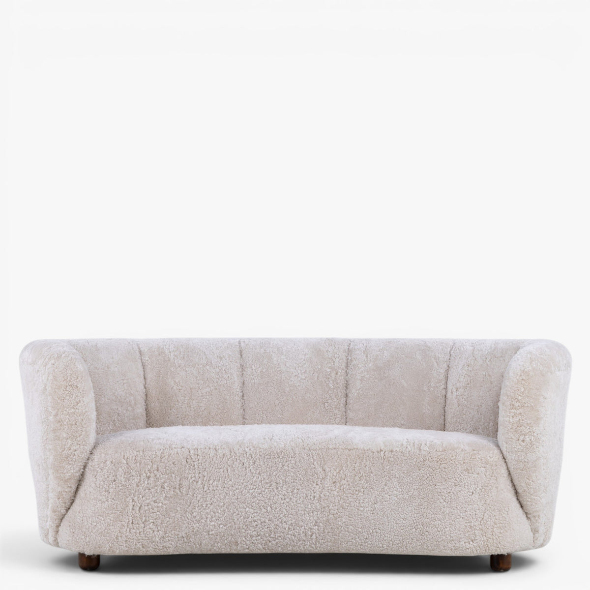 Banansofa i lammeskind
