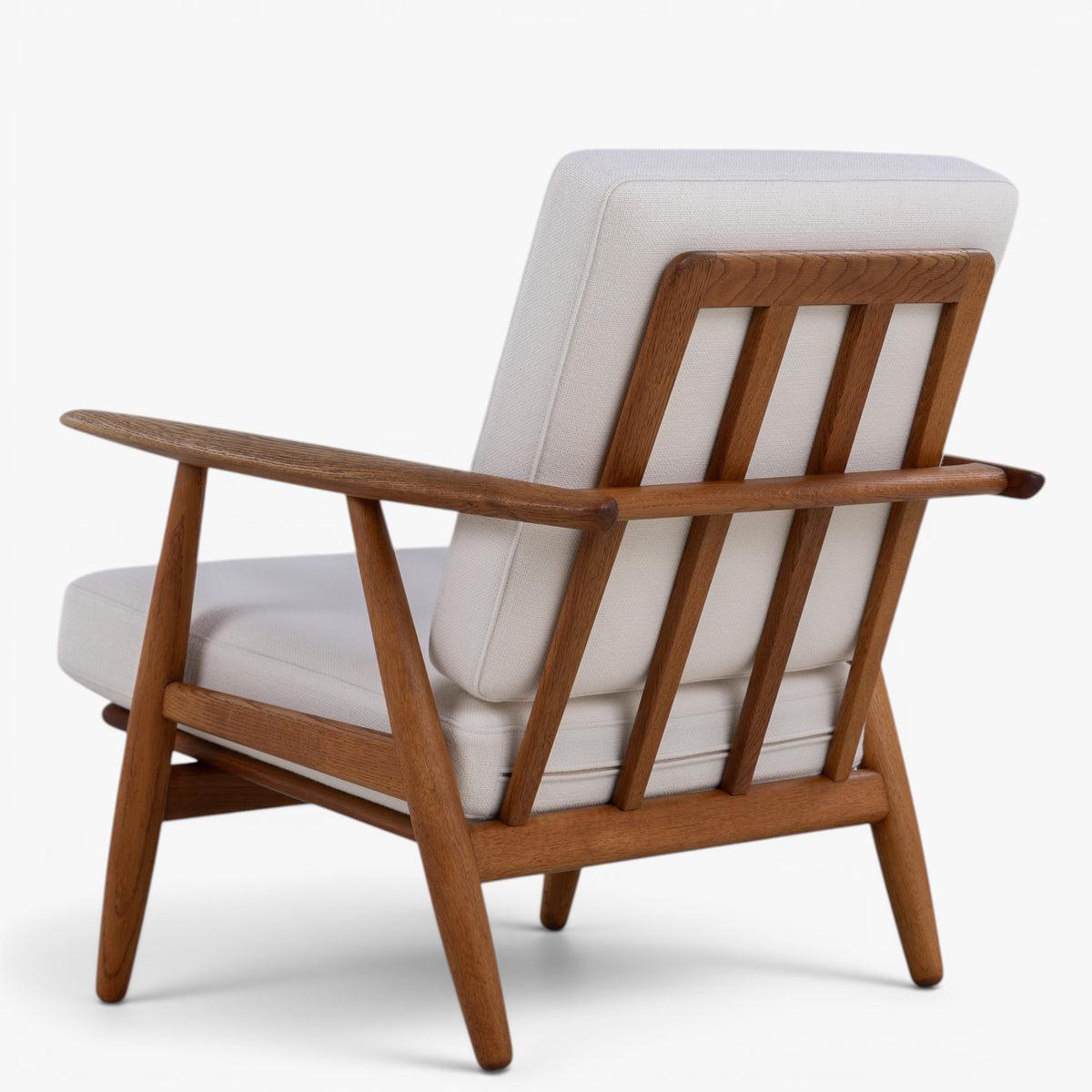 GE 240 - 'The Cigar' in patinated oak