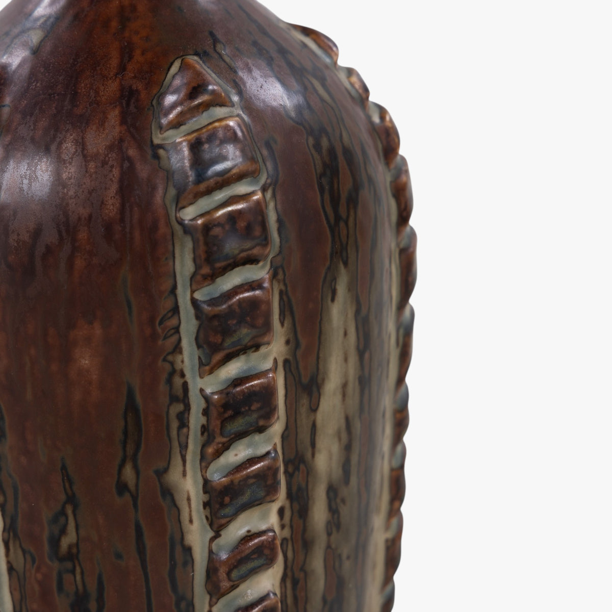 Vase in stoneware