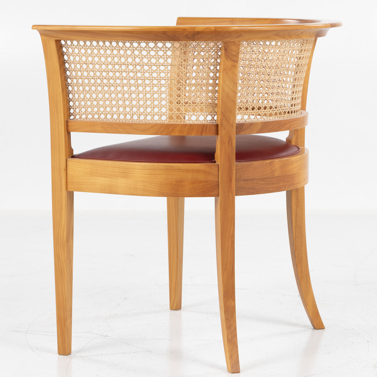 Model 9662 - 'Faaborg'-stol i kirsebær