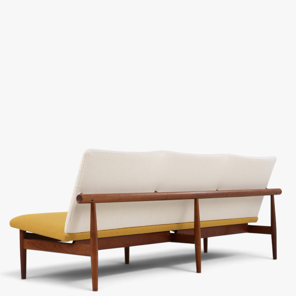 FD 137 - 'Japan' sofa in teak