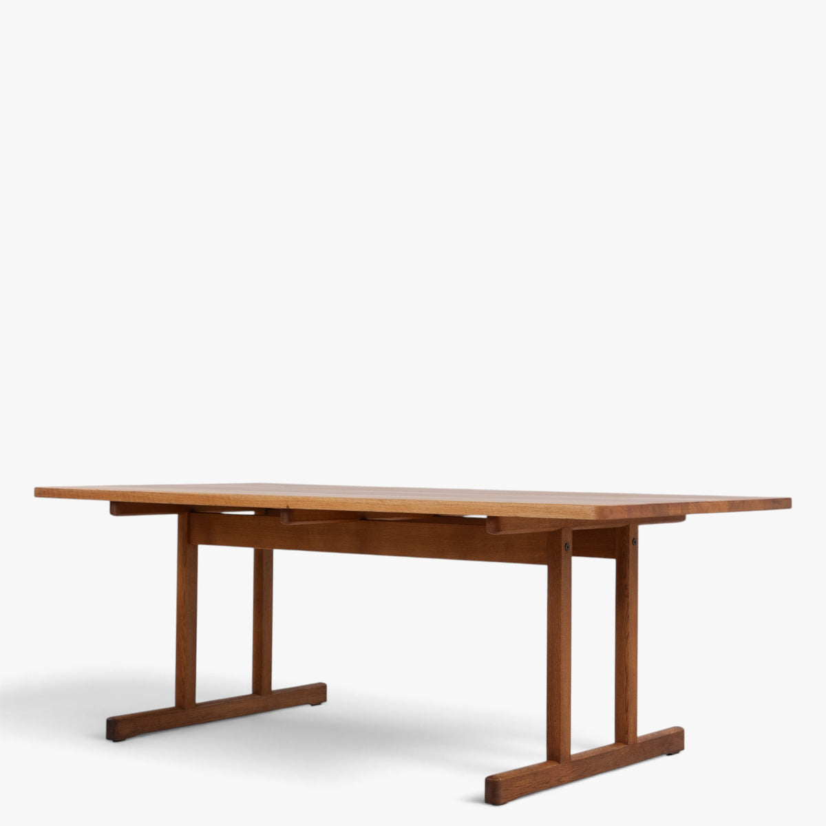 BM 6286 - Shaker table in solid oak