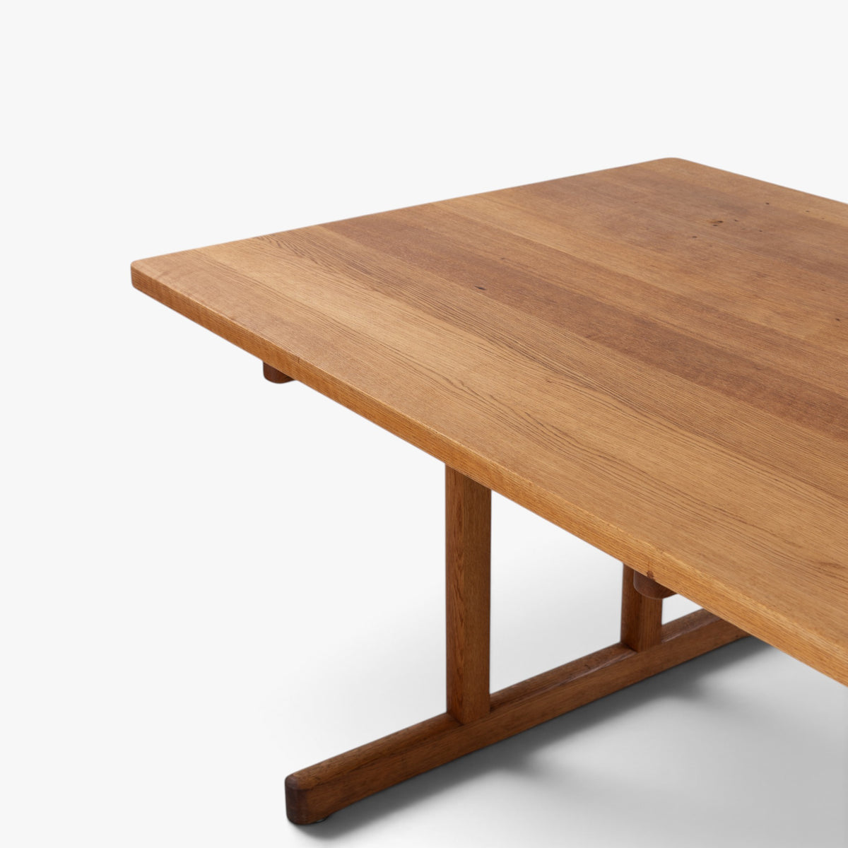 BM 6286 - Shaker table in solid oak