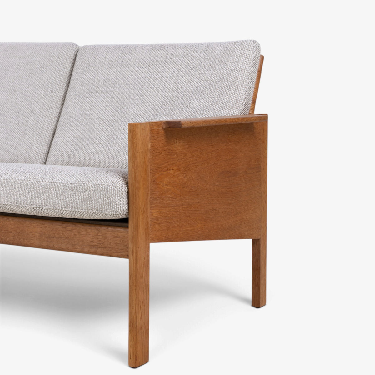 Sofa in oak