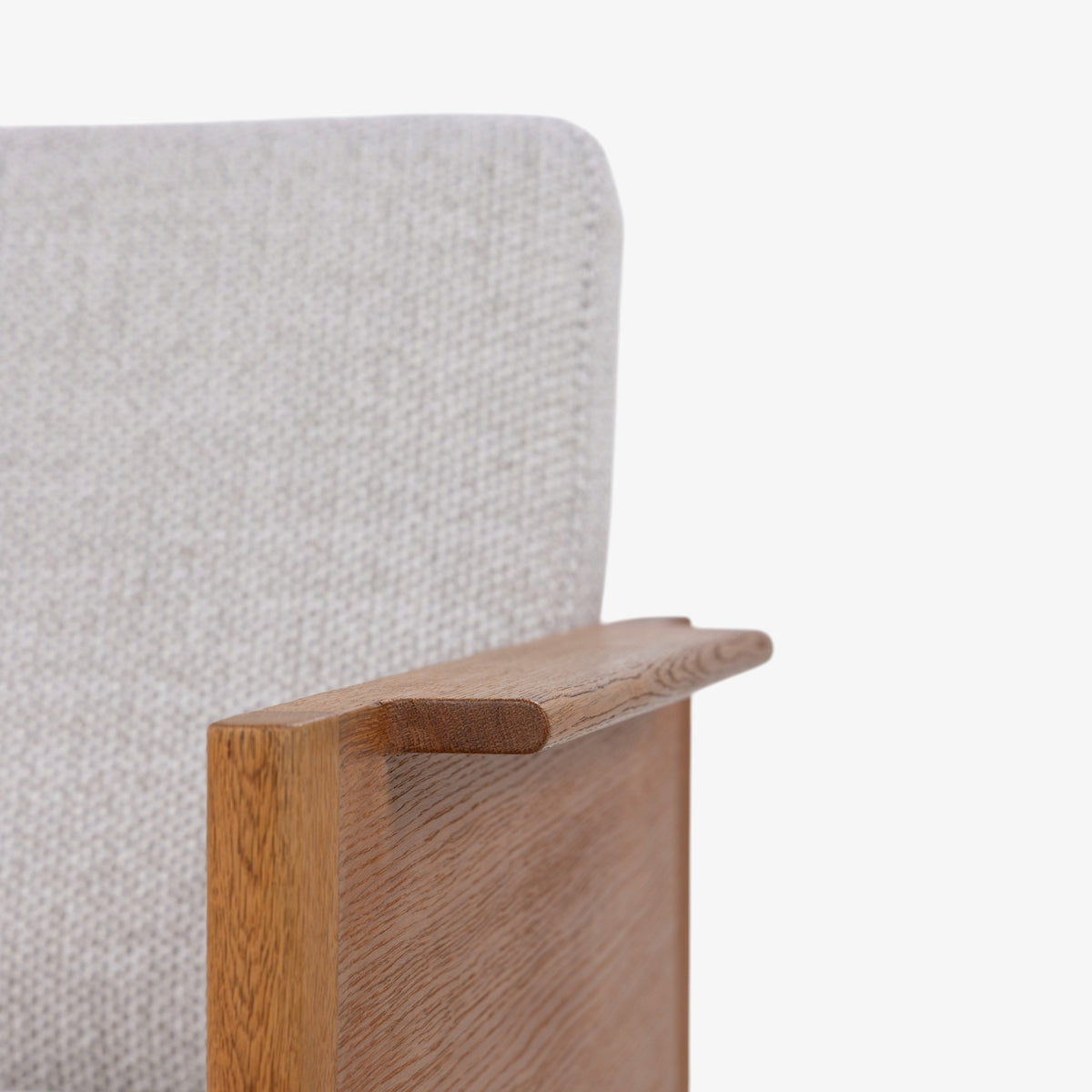 Easy chair in oak