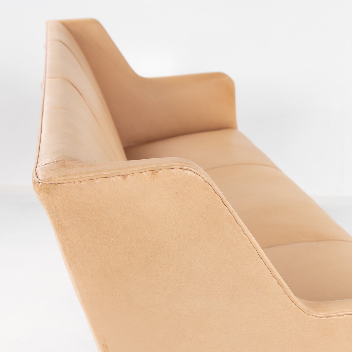 KK 5011 - 3 pers. sofa i nigerskind