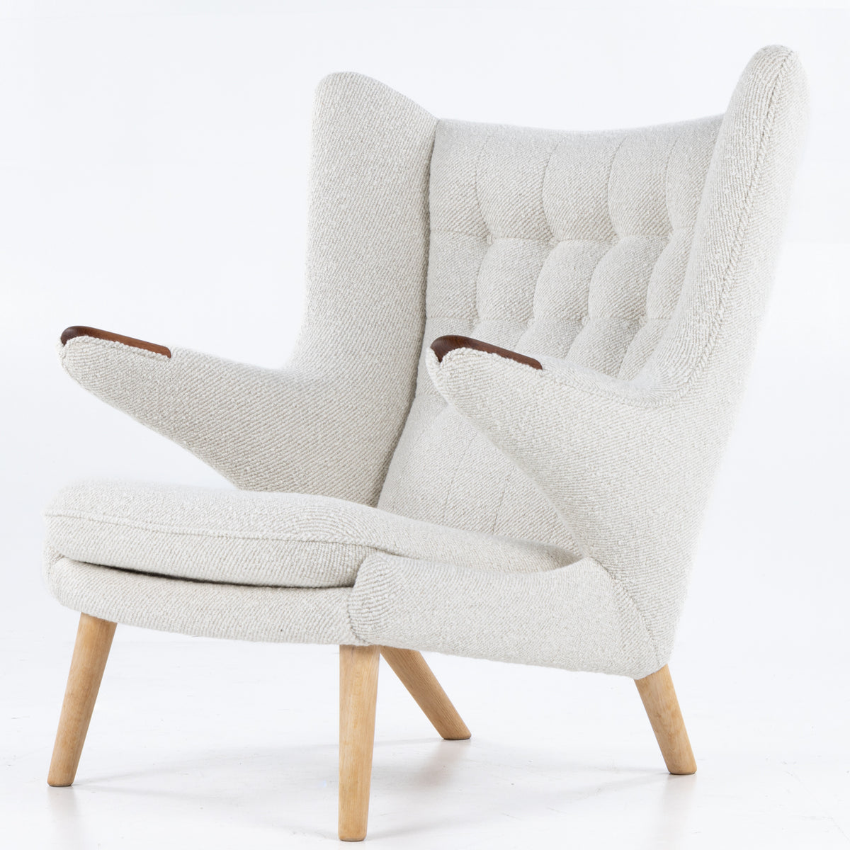 AP 19 - Papa bear chair in new textile