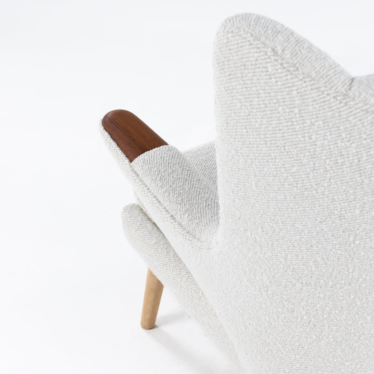 AP 19 - Papa bear chair in new textile
