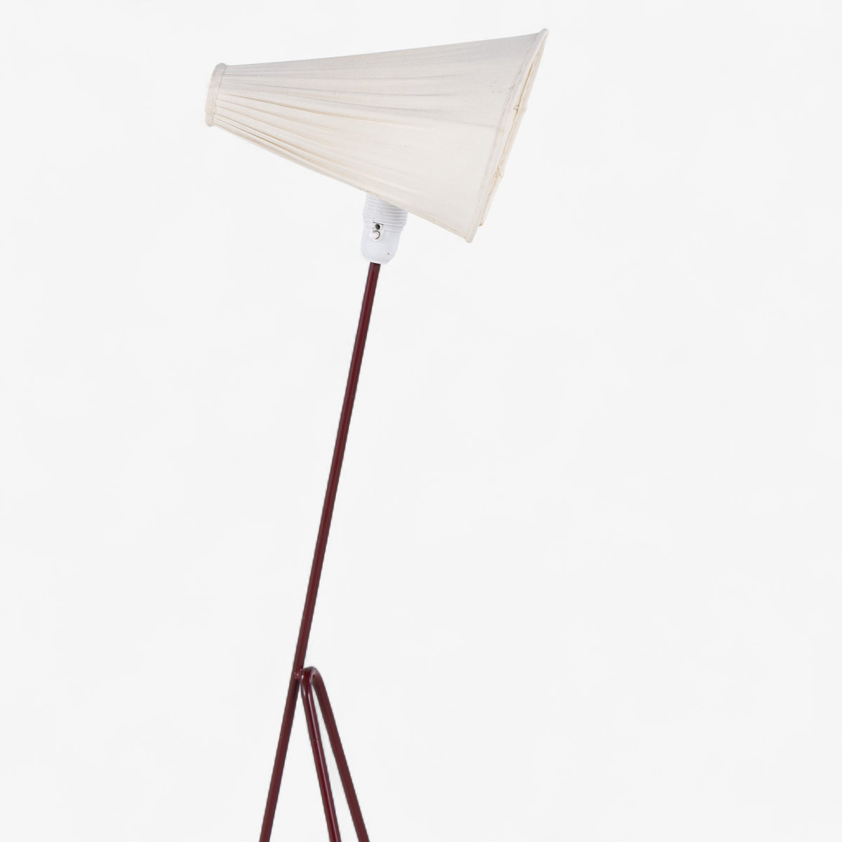 Floor lamp in red lacquered metal