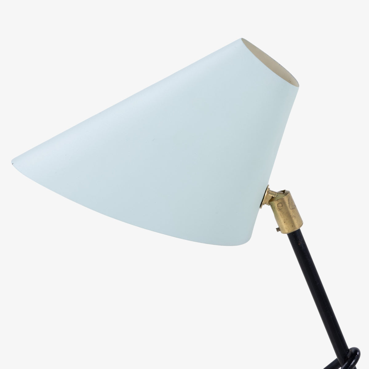 Bordlampe i sortlakeret metal
