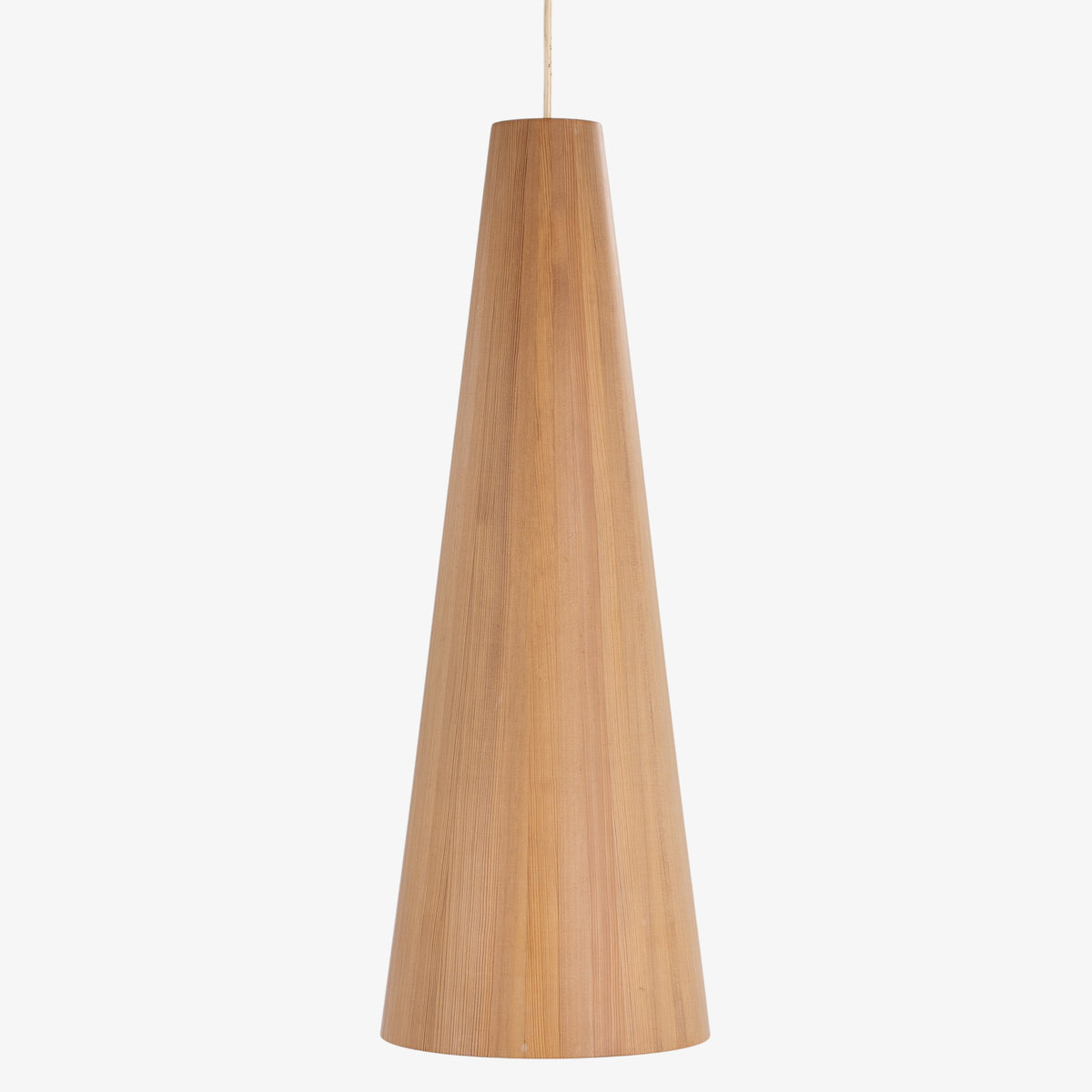Pendant in pine