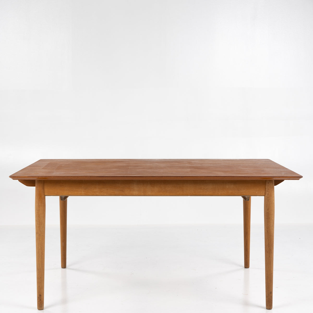 Spisebord i teak