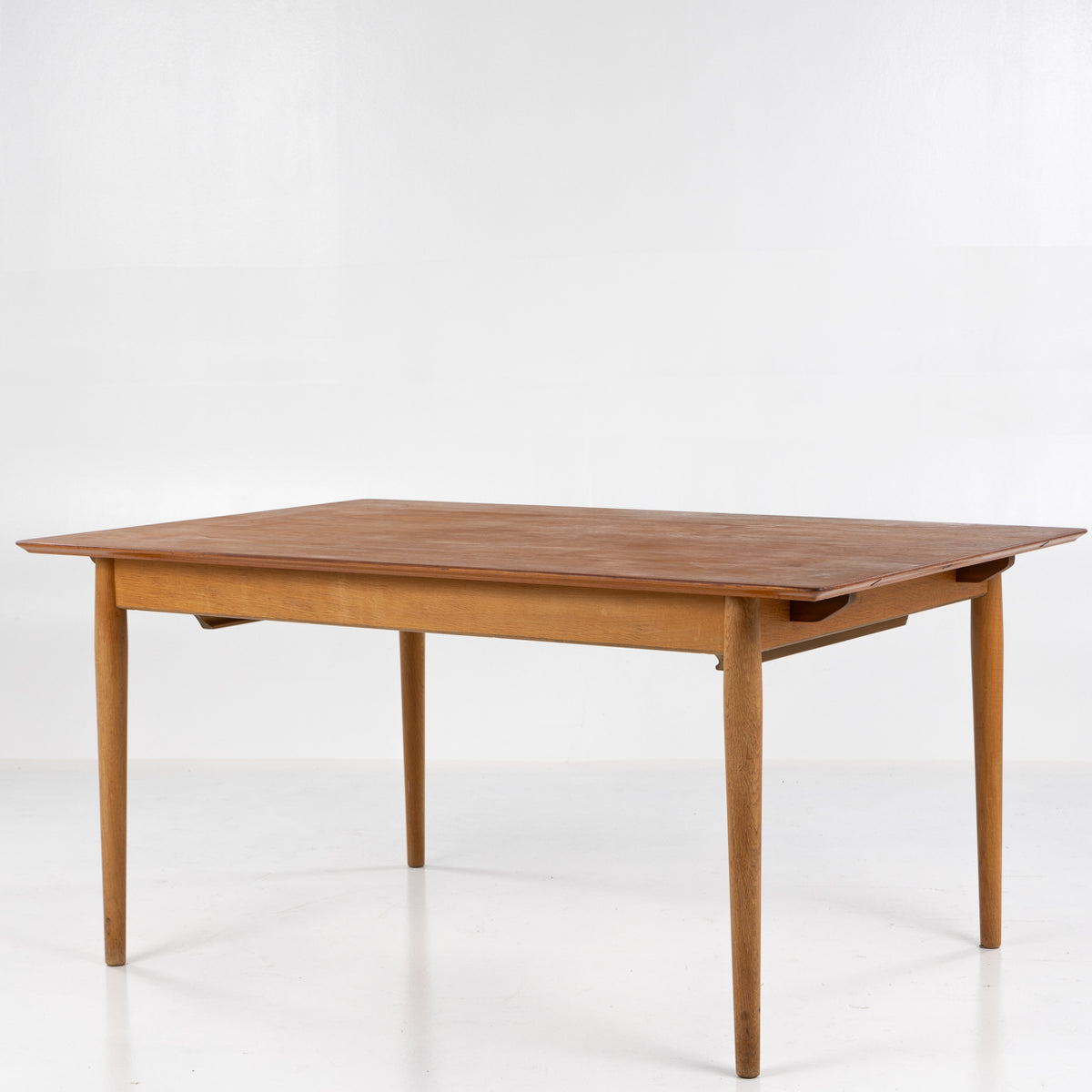 Spisebord i teak