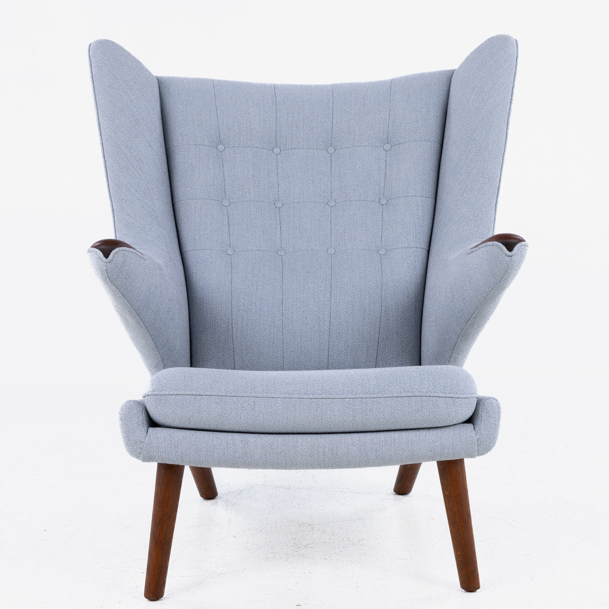 AP 19 - Papa Bear Chair w. stool in new fabric