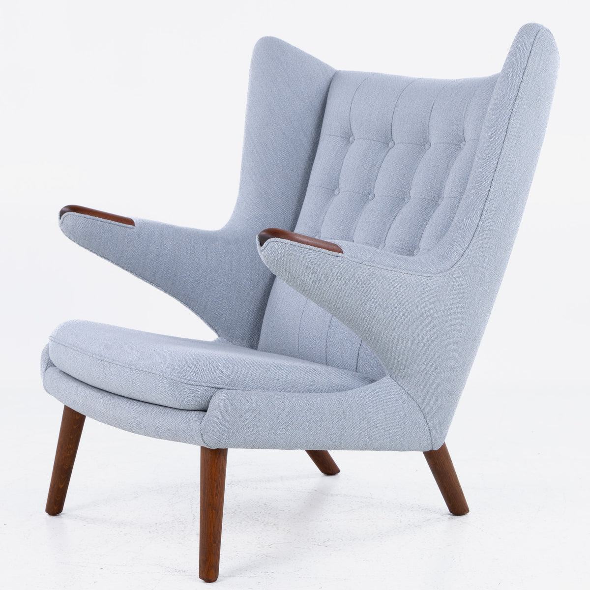 AP 19 - Papa Bear Chair w. stool in new fabric