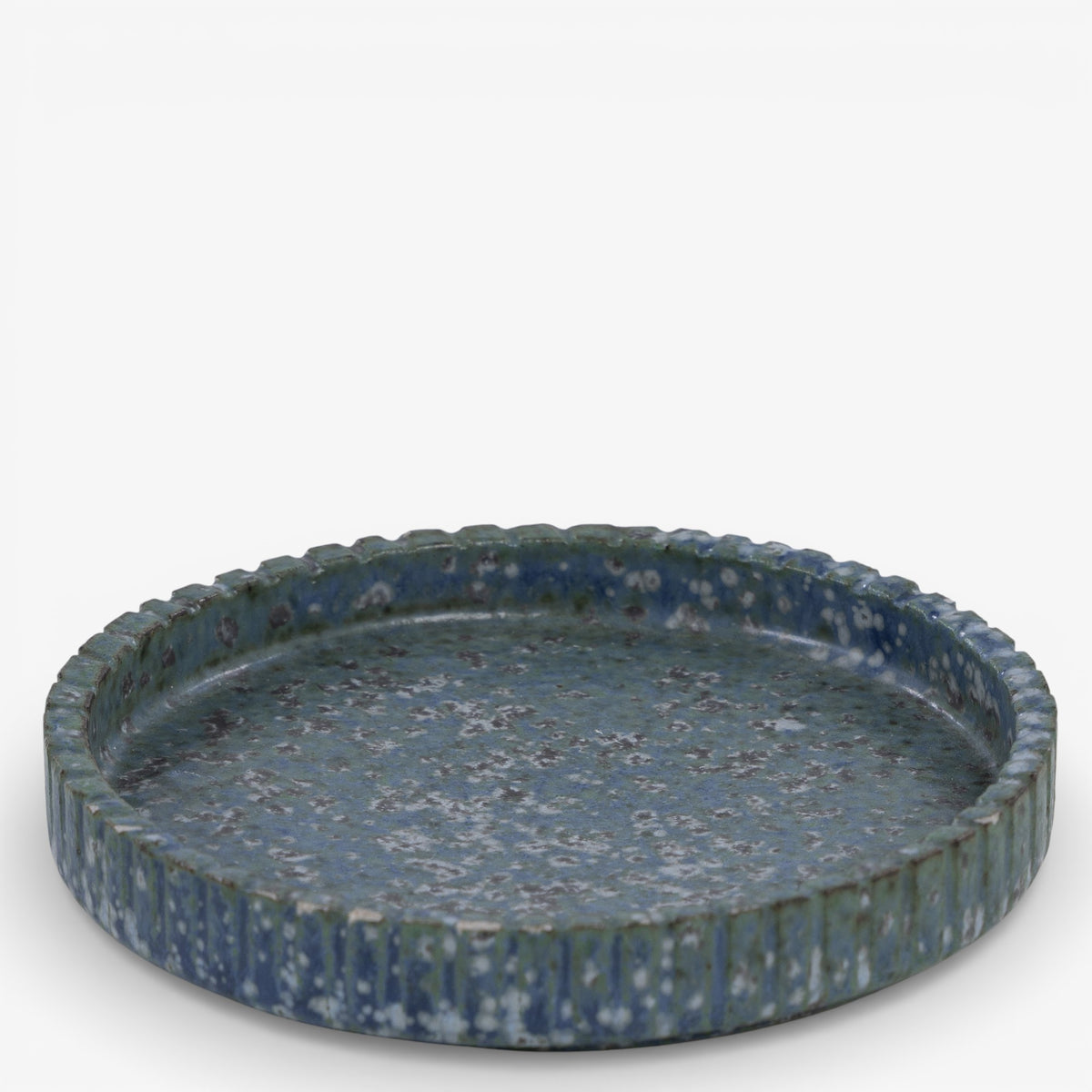 Dish in stoneware