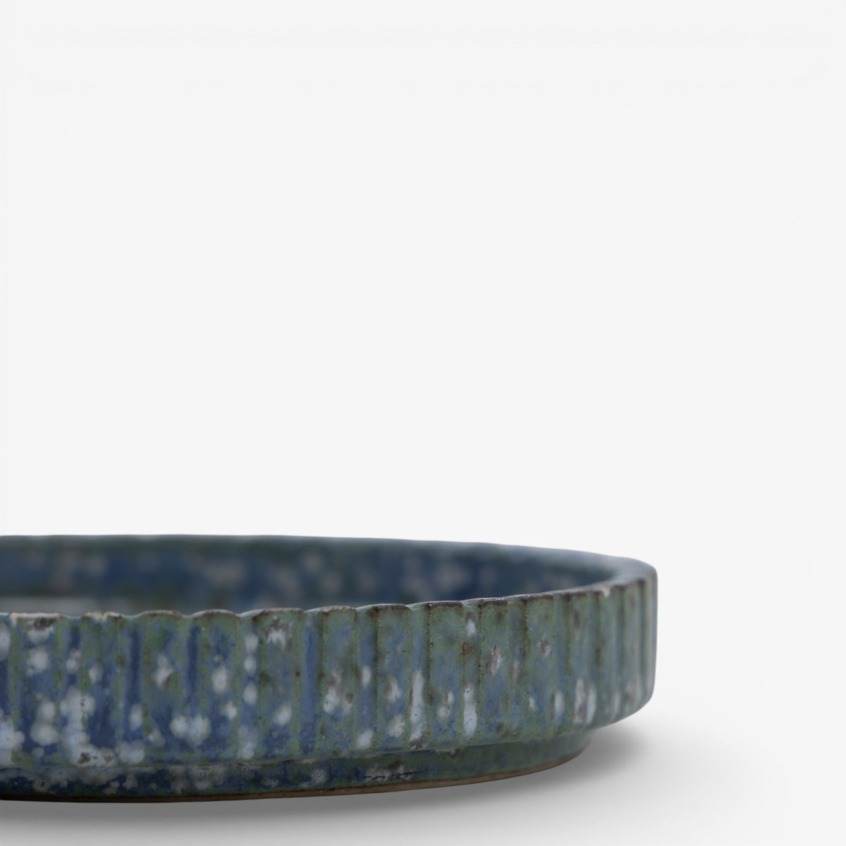 Dish in stoneware