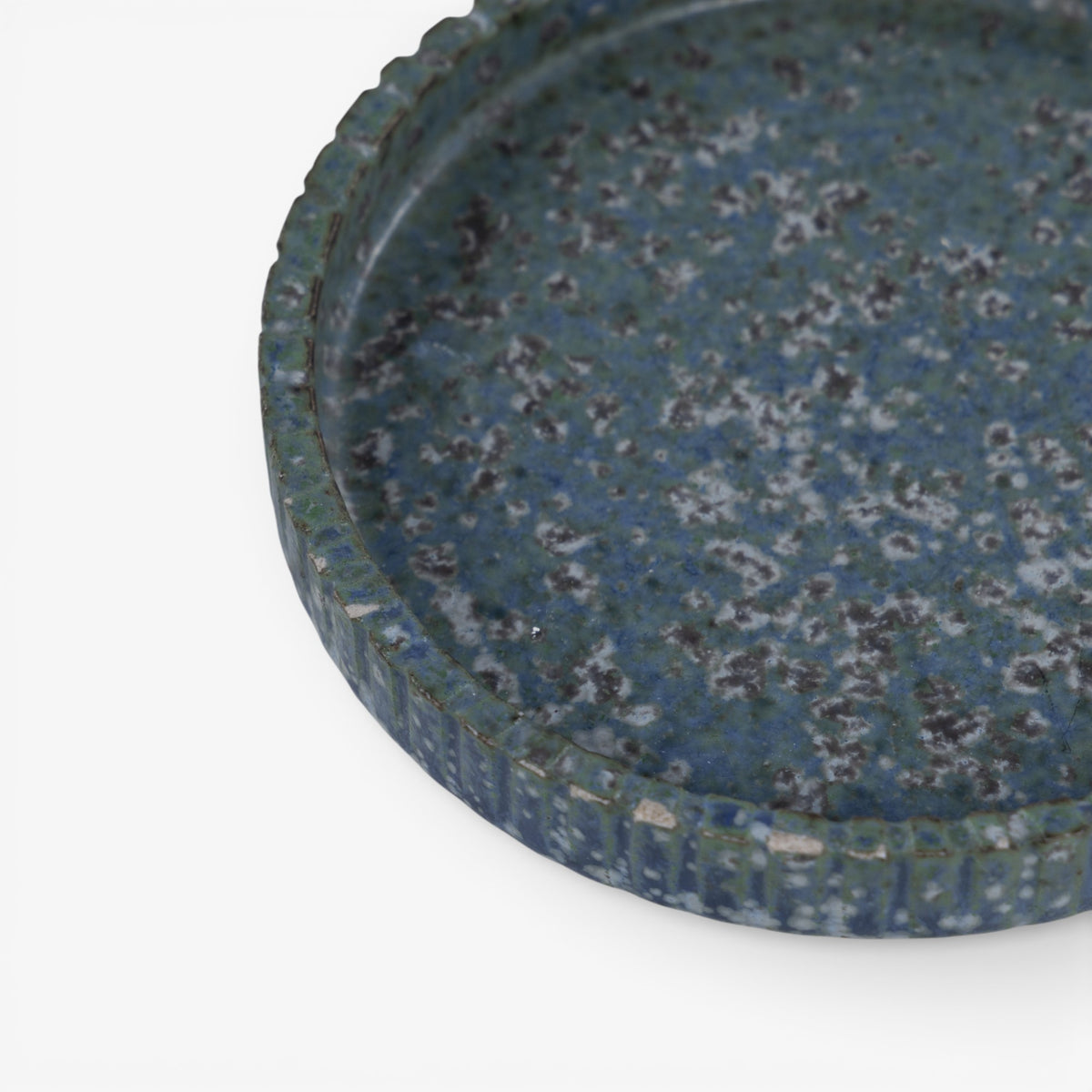 Dish in stoneware