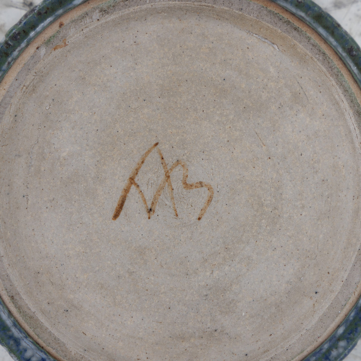 Dish in stoneware