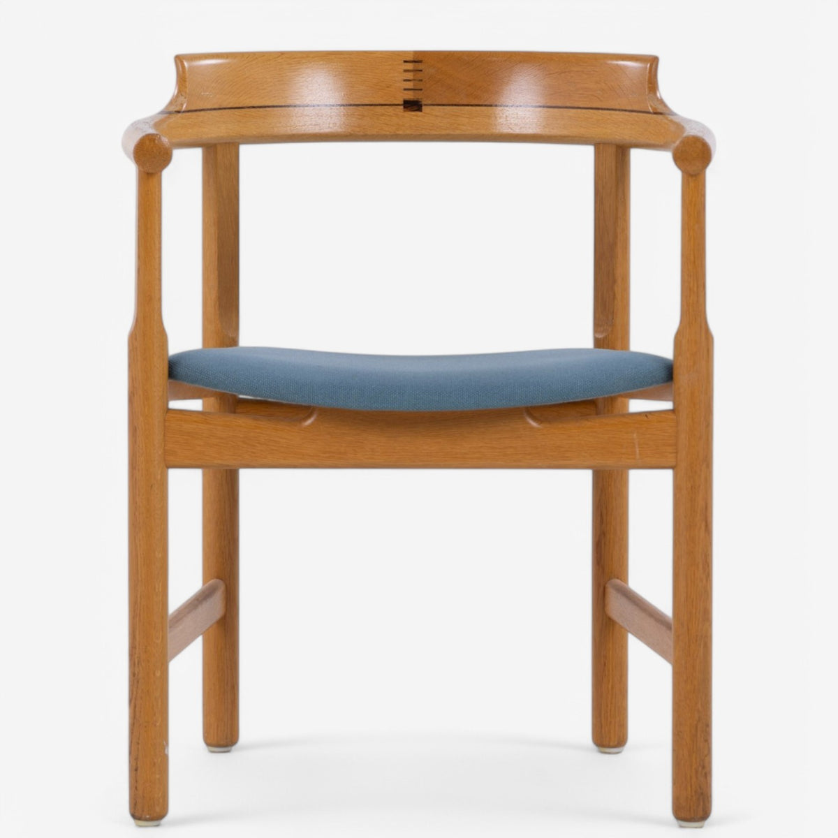 PP 52 - Armchair in oak