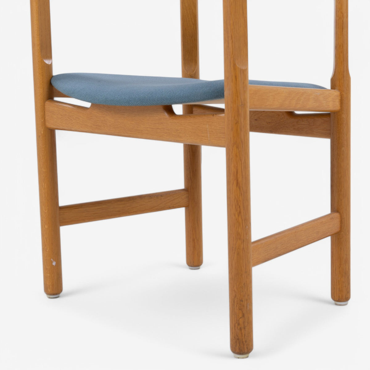 PP 52 - Armchair in oak