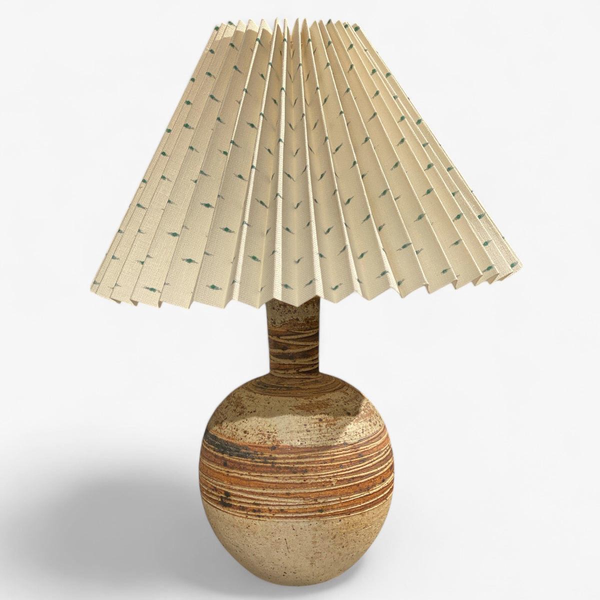 Bordlampe i stentøj