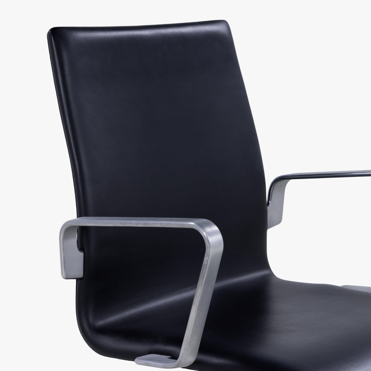 AJ 3291 - Office chair in black leather