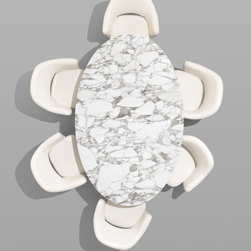 Saarinen Oval' spisebord i marmor