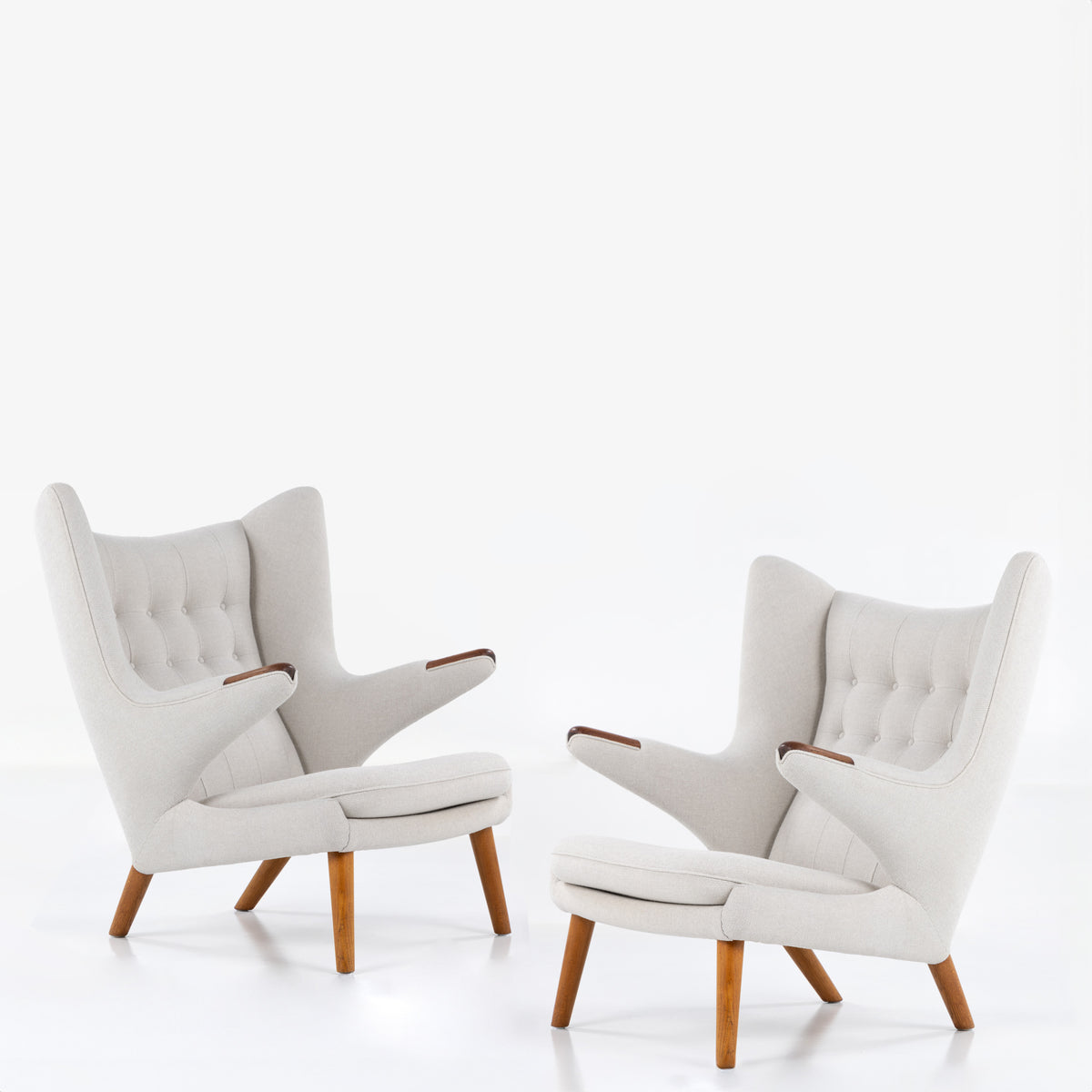 AP 19 - Et par Bamsestole i nyt tekstil