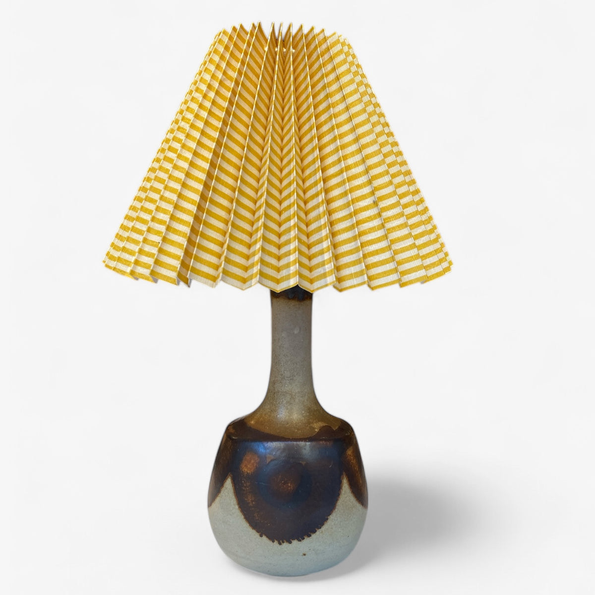 Bordlampe i stentøj