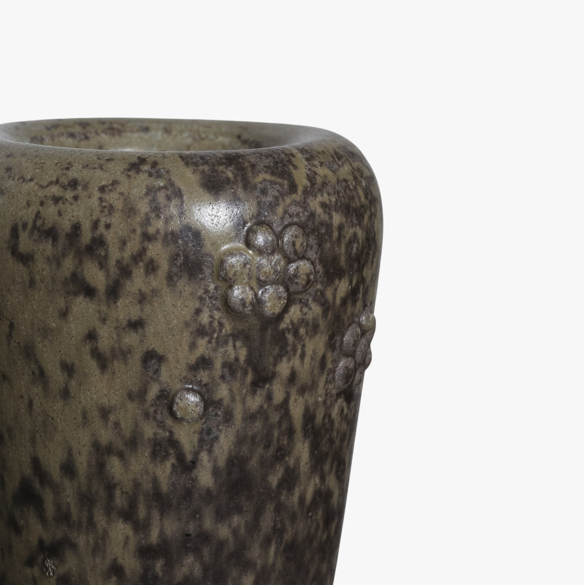 Vase in stoneware