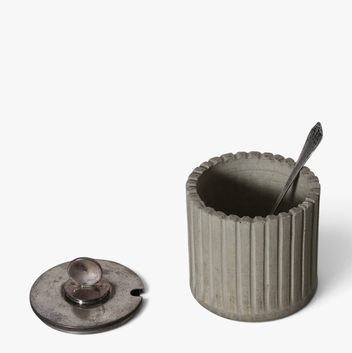Lågkrukke i stentøj