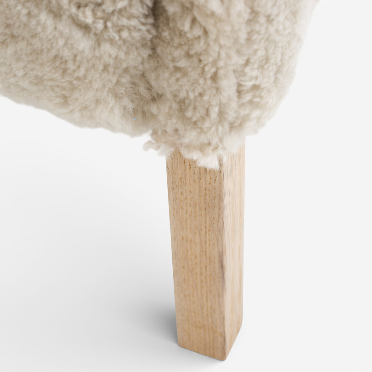 'Slotsholm' wingback chair in lambskin