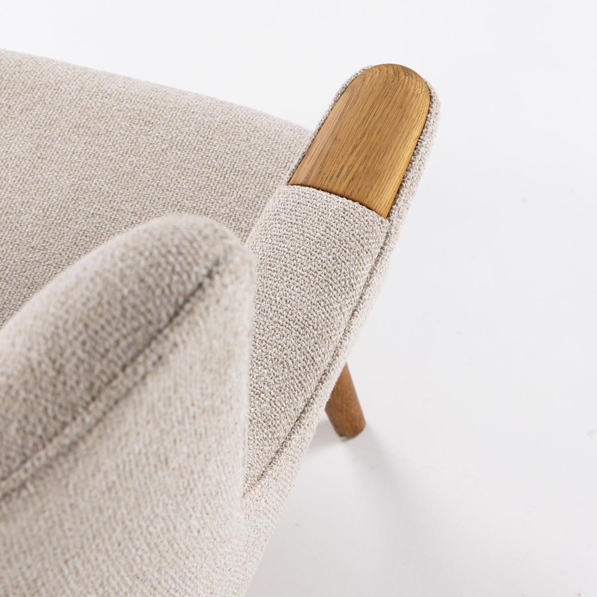 AP 19 - Papa Bear Chair in new wool