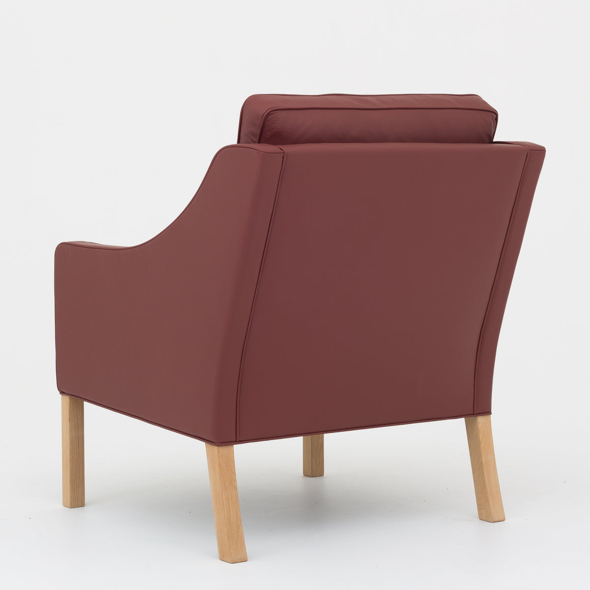 BM 2207 - Easy chair in Spectrum leather