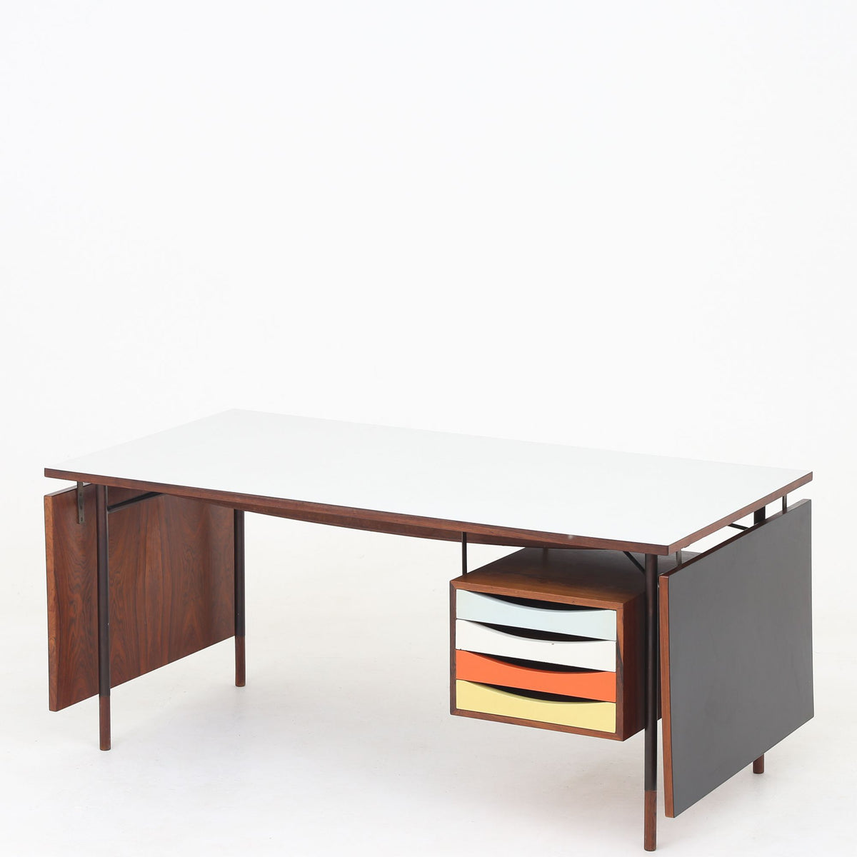 BO 69 - Rare work table