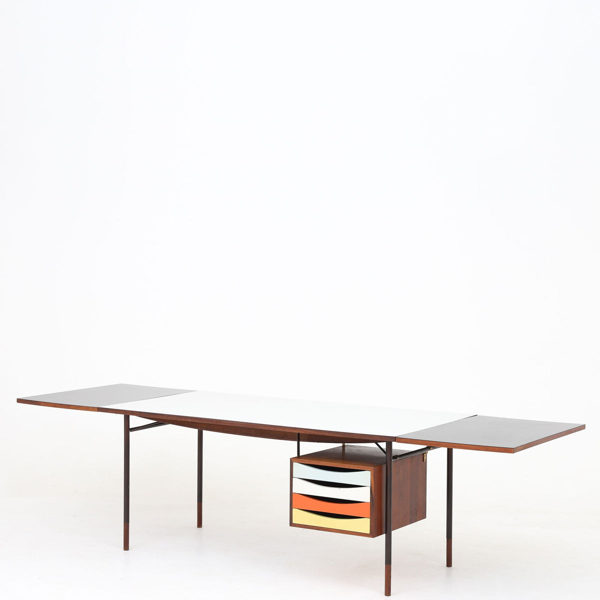 BO 69 - Rare work table