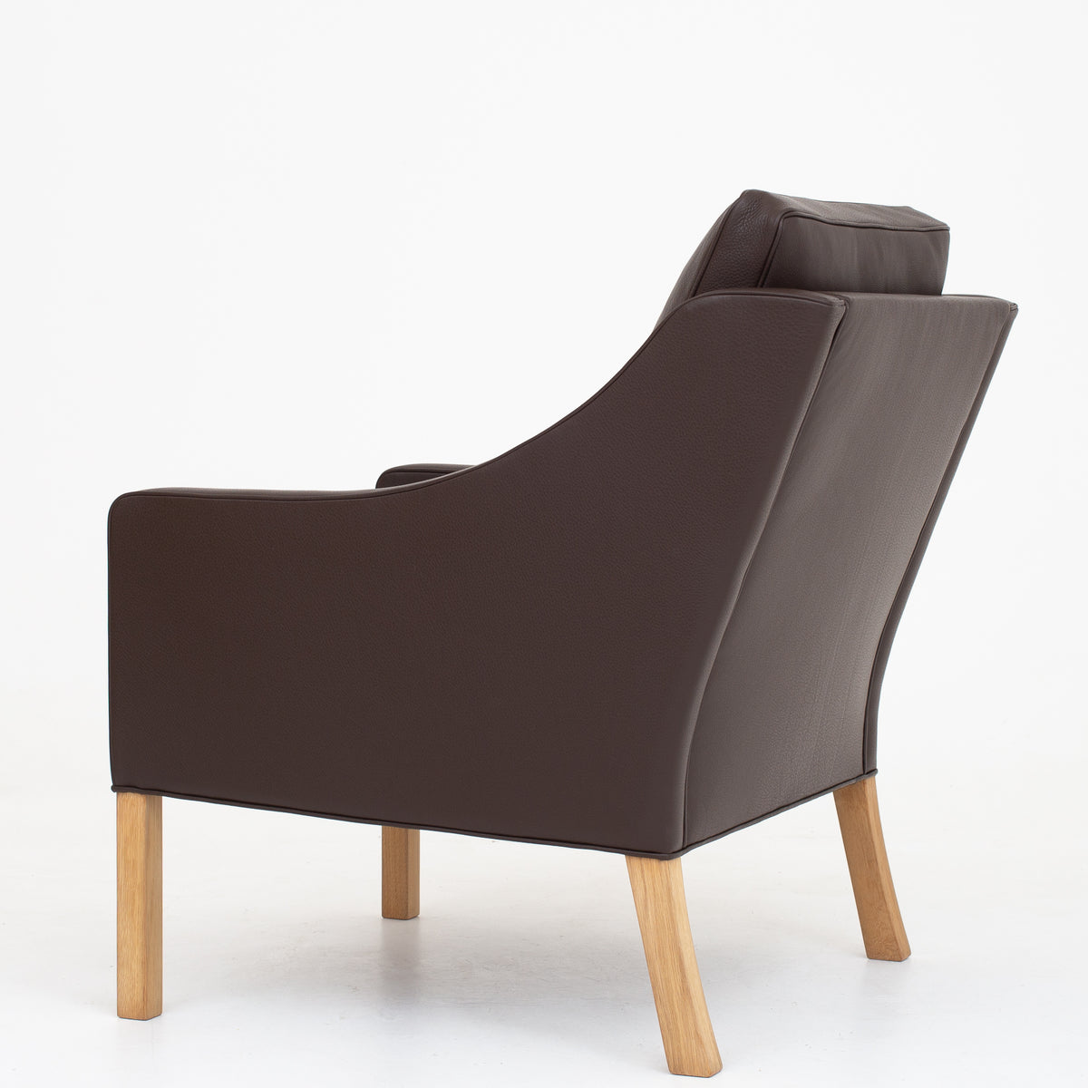 BM 2207 - Easy chair in Prestige leather