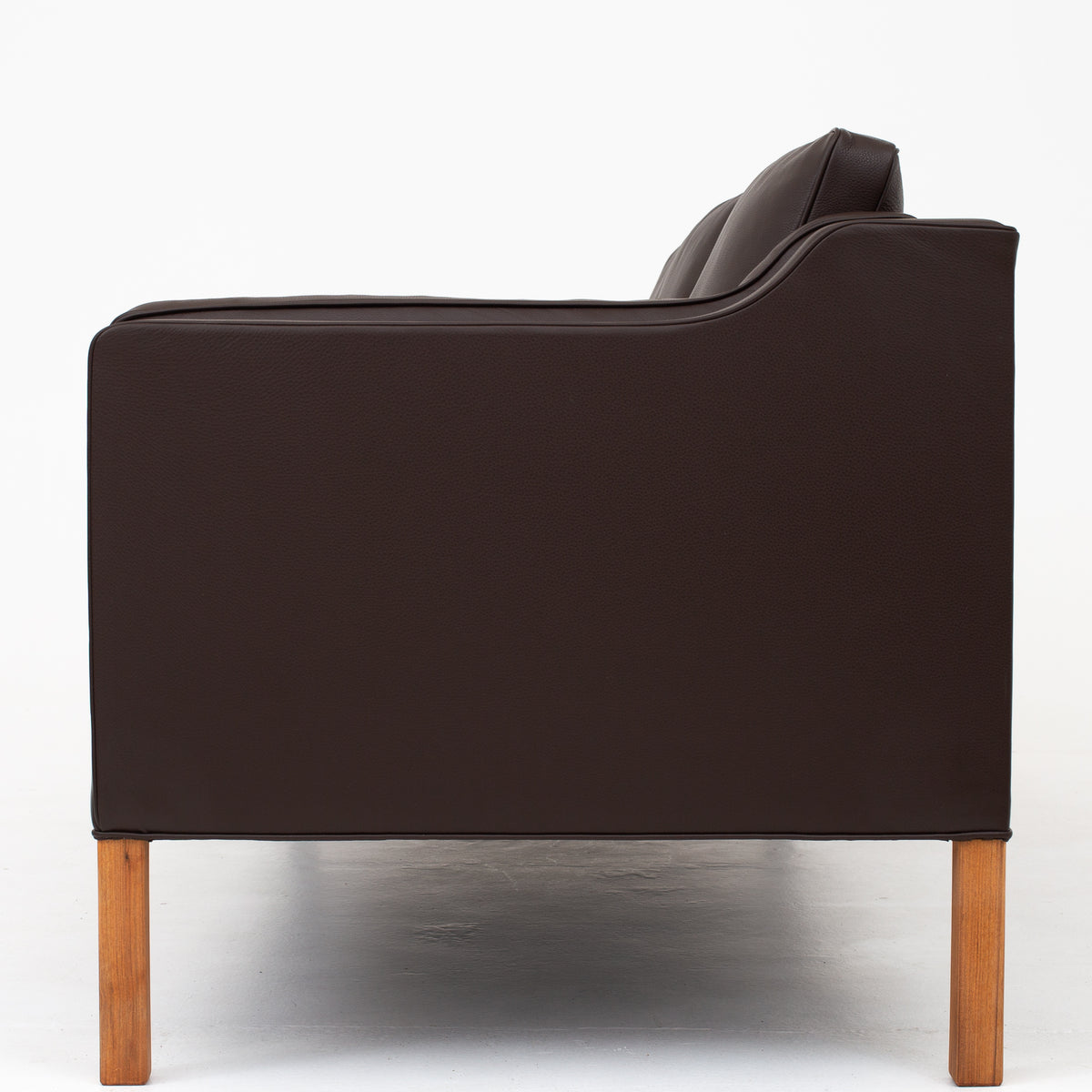 BM 2213 - 3-seater in Savanne leather