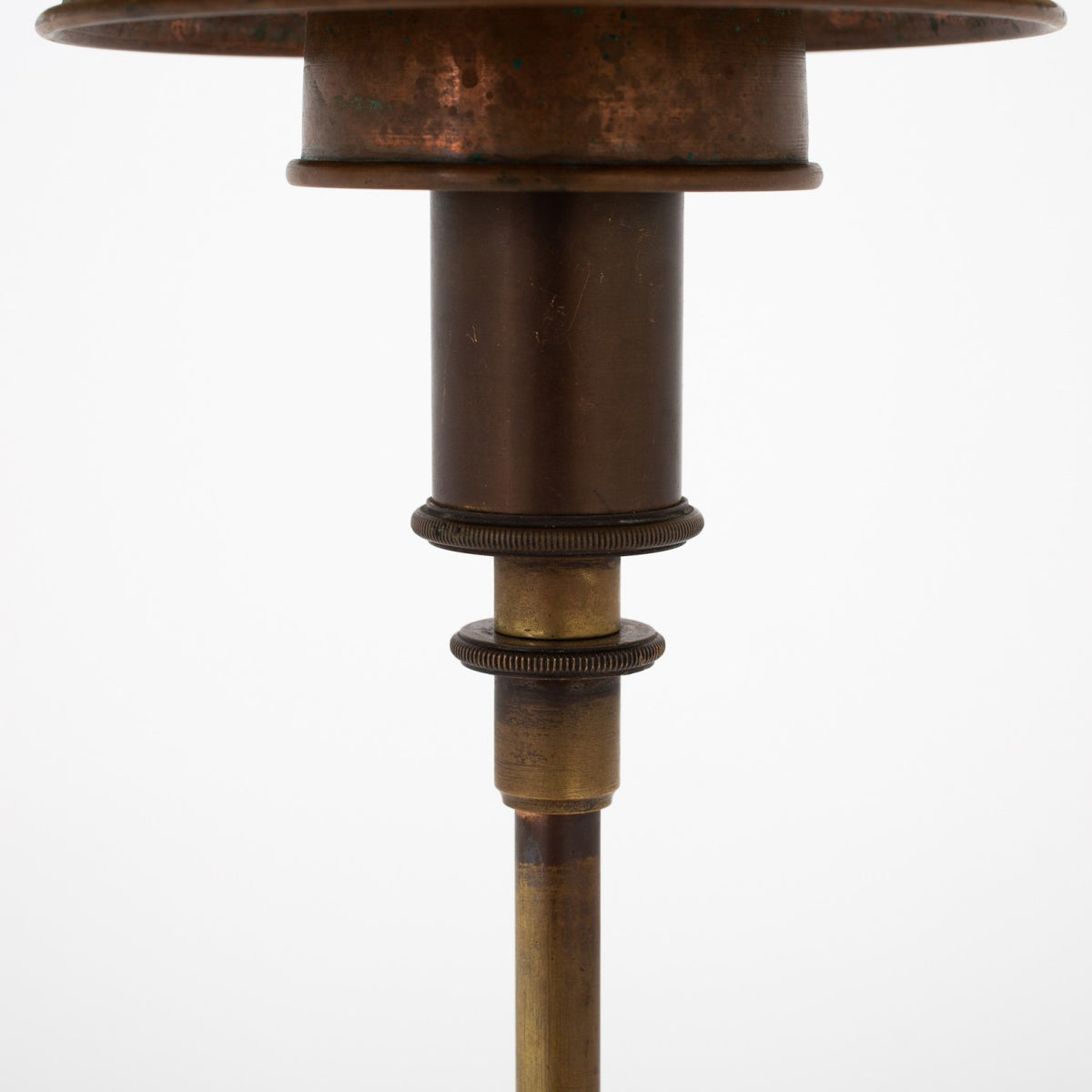 PH 3/2 - Bordlampe i patineret messing